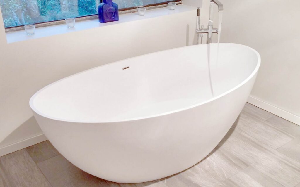 BW-03 freestanding tub