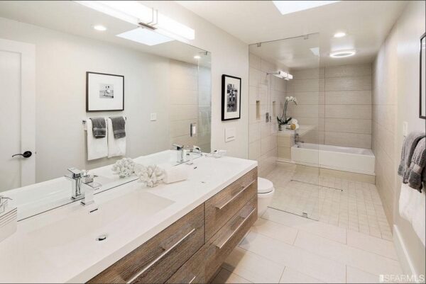 20 Best Bathroom Remodel Contractors in San Francisco | Badeloft