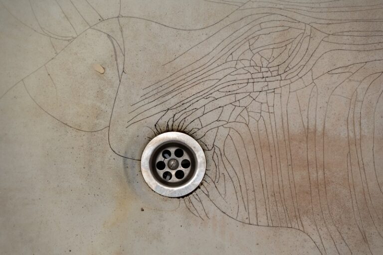 Why Do Bathtubs Crack? How to Maintain & Repair Bathtub Cracks 2024