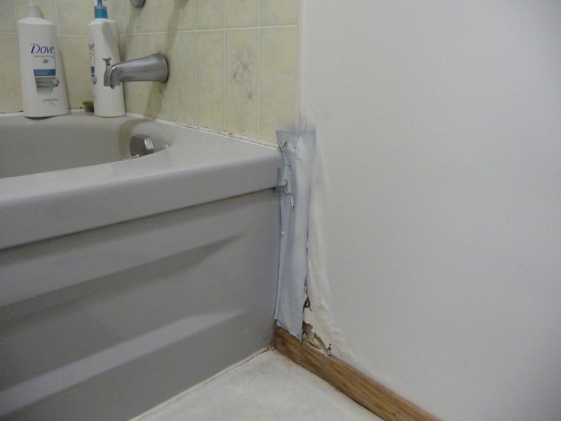Water Damage Signs Bathrooms, How To Fix A Sinking Bathtub