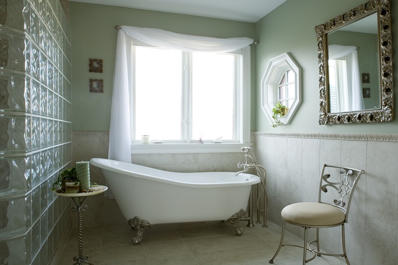 roll top bathtub examples.