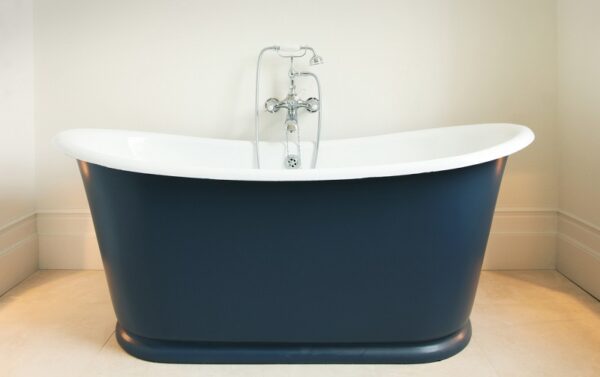 What is a Roll Top Bath: A Guide to All Roll Top Baths | Badeloft