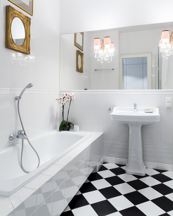 acrylic alcove bathtub.