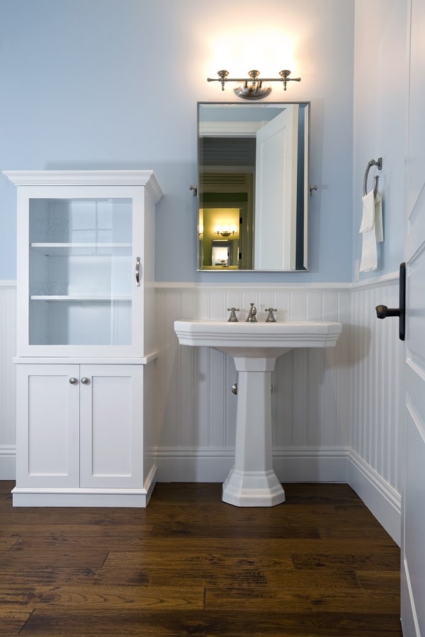 3 Brilliant Ways to Add Storage to Your Pedestal Sink Tips