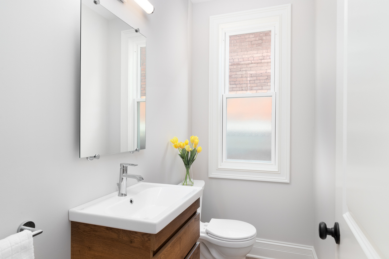 What is a Half Bathroom? An Expert 2025 Guide With Photos and Examples ...