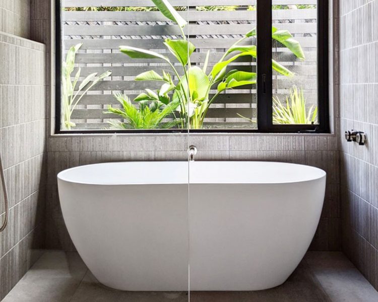 BW-02-Freestanding-Bathtub