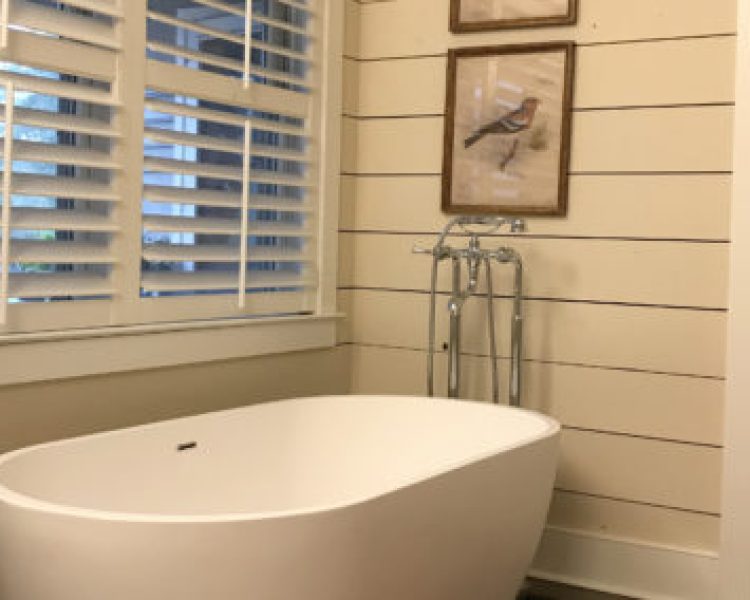 BW-02Freestanding-Bathtub-9237-475x284-1.jpg