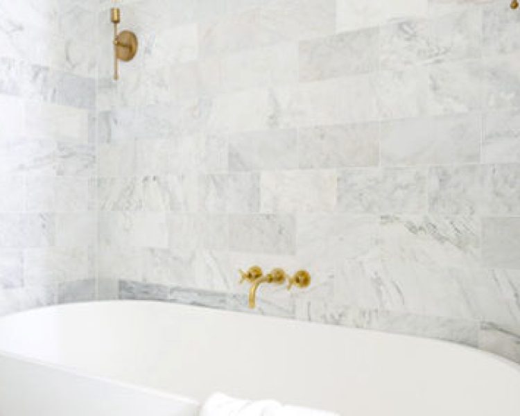 BW-02Freestanding-Bathtub-9238-427x284-1.jpg