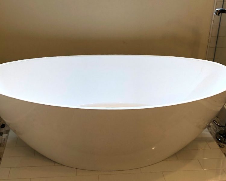 BW-03-Freestanding_Bathtub