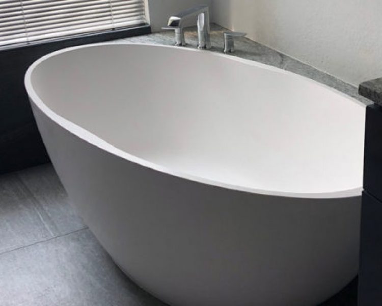 BW-04-FreestandingBathtub111-475x360-1.jpg