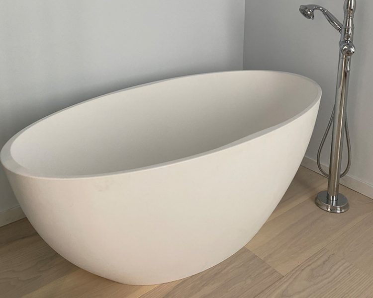 BW-04 Freestanding Bathtub