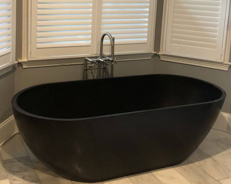 BW-02-L-BLK Bathtub