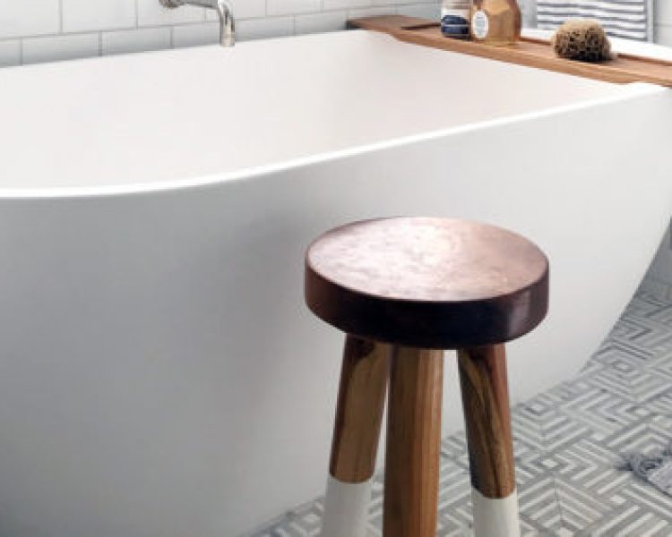 Bathtub-BW-02-L-matt-0948-475x284-1.jpg