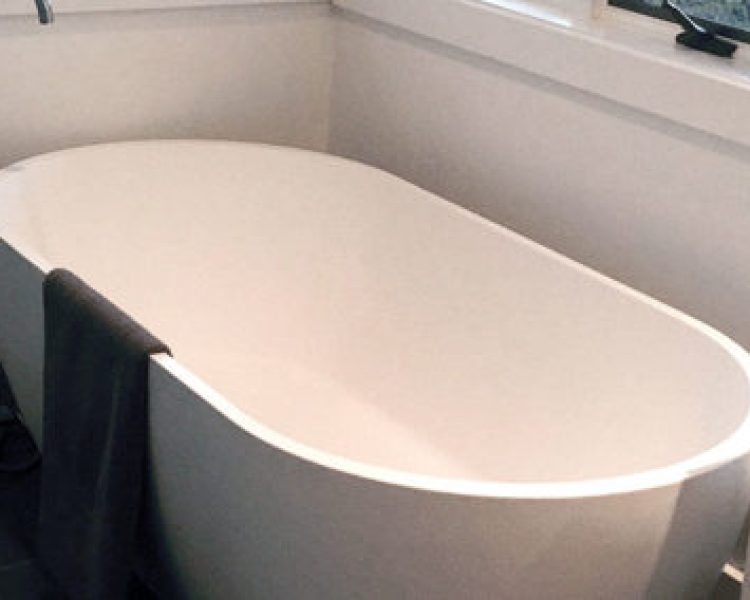 Bathtub-BW-02-L-matt-0977-475x284-1.jpg