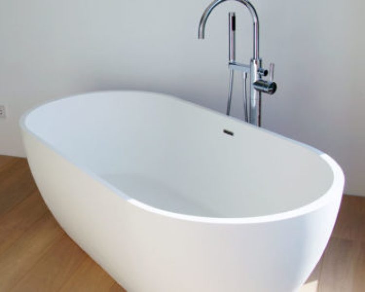 Bathtub-BW-02-L-matt-0987-475x284-1.jpg