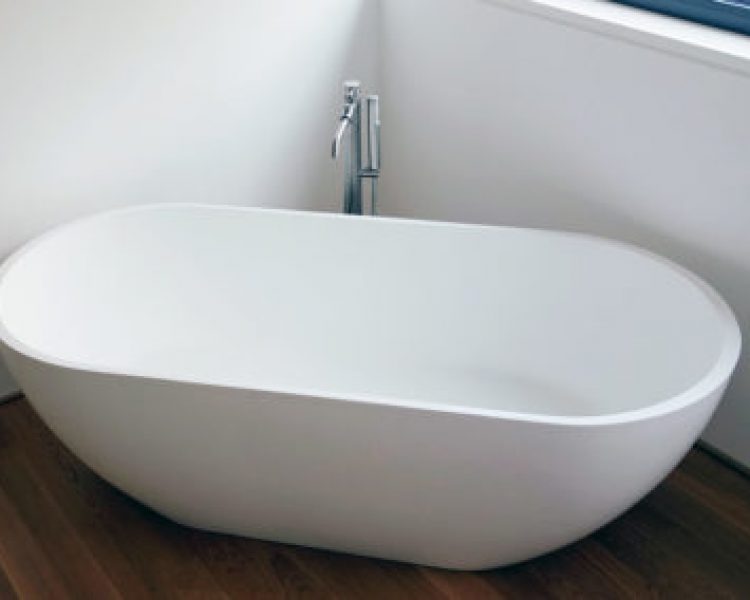 Bathtub-BW-02-XL-matt-0976-475x284-1.jpg