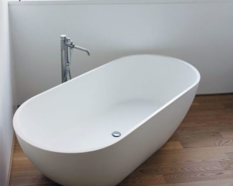 Bathtub-BW-02-XL-matt-0977-475x284-1.jpg