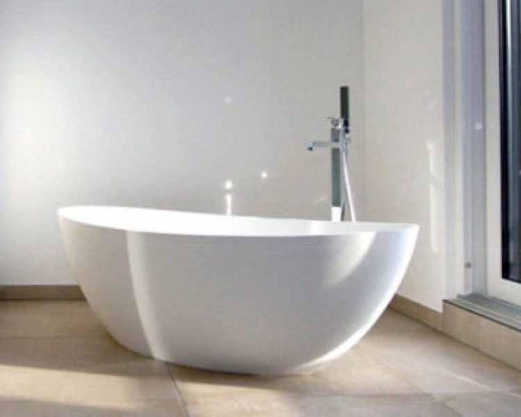 Bathtub-BW-03-L-matt-0978-475x284-1.jpg