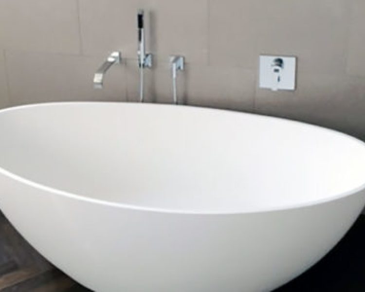 Bathtub-BW-03-L-matt-0994-475x284-1.jpg