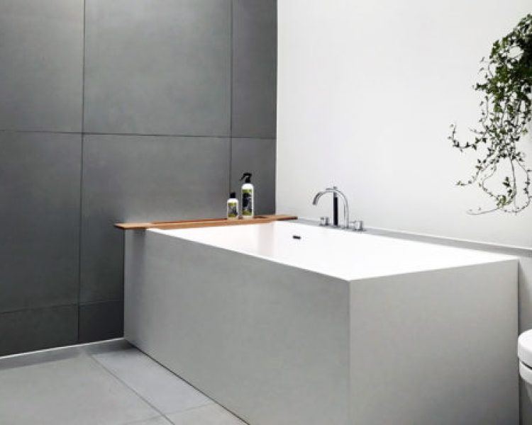 Bathtub-BW-06-XL-matt-0982-475x360-1.jpg