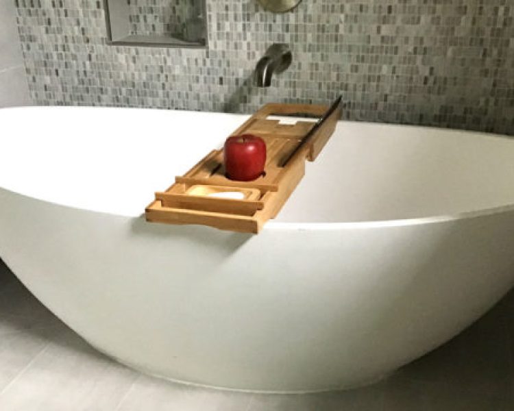 Freestanding-BathTub-BW-03_7-475x360-1.jpg