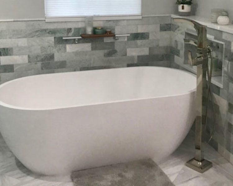 Freestanding-BathTubBW-02_433-475x360-1.jpg