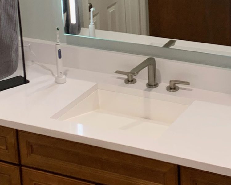 UB-04-M White Sink