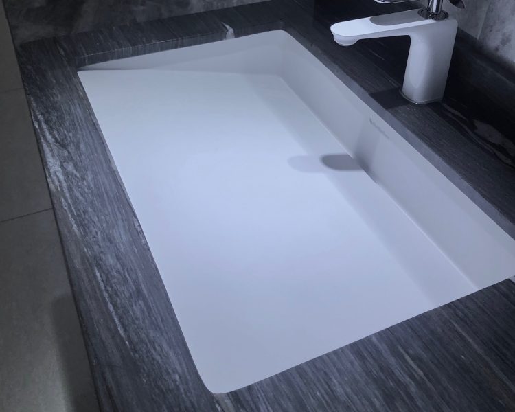 Ramp Undermount Sink