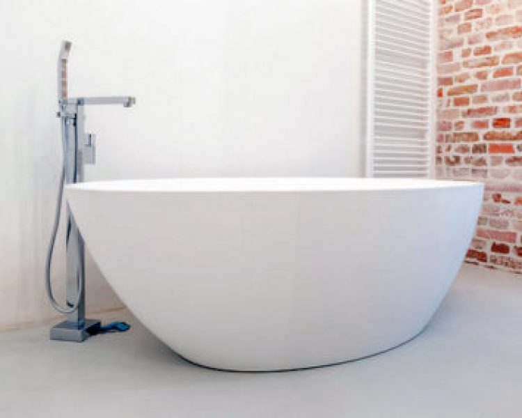 freestanding-bathtub-bw-05-475x284-1.jpg