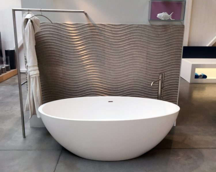 freestanding bathtub and sink faucet